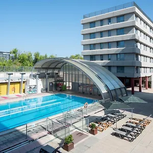 ** Aparthotel Airport Suites, Affiliated By Melia Spanje